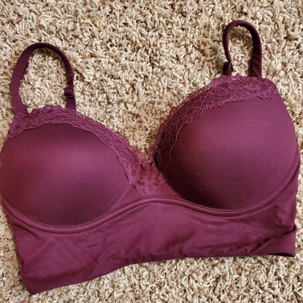 Victoria's  Secret red bra